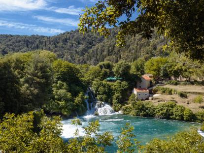 Jedinstvena međunarodna atletska utrka Krka polumaraton