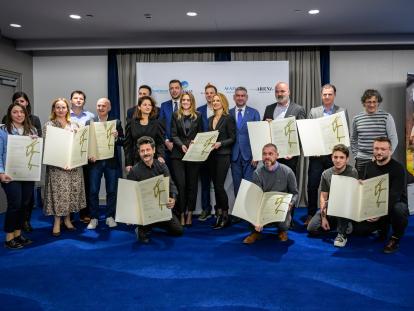 Turistička zajednica Istarske županije dodjeljuje godišnju nagradu "Zlatna koza - Capra d'oro" od 1994. za izniman doprinos u turizmu Istre. Dodjela za 2023. održana je u Grand Hotelu Brioni Pula